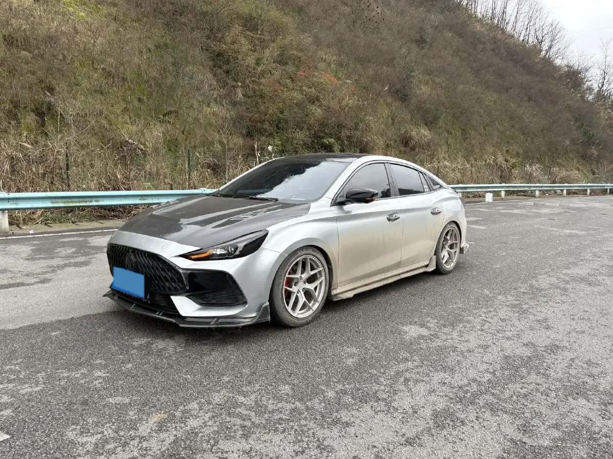 2021 MG 5 1.5T 173HP L4 7DCT