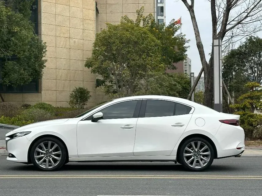 2020 Mazda 3 Axela 2.0L 158HP L4 6AT,autocango,china used car exporter,china ev exporter,chinese used car exporter,chinese used ev exporter