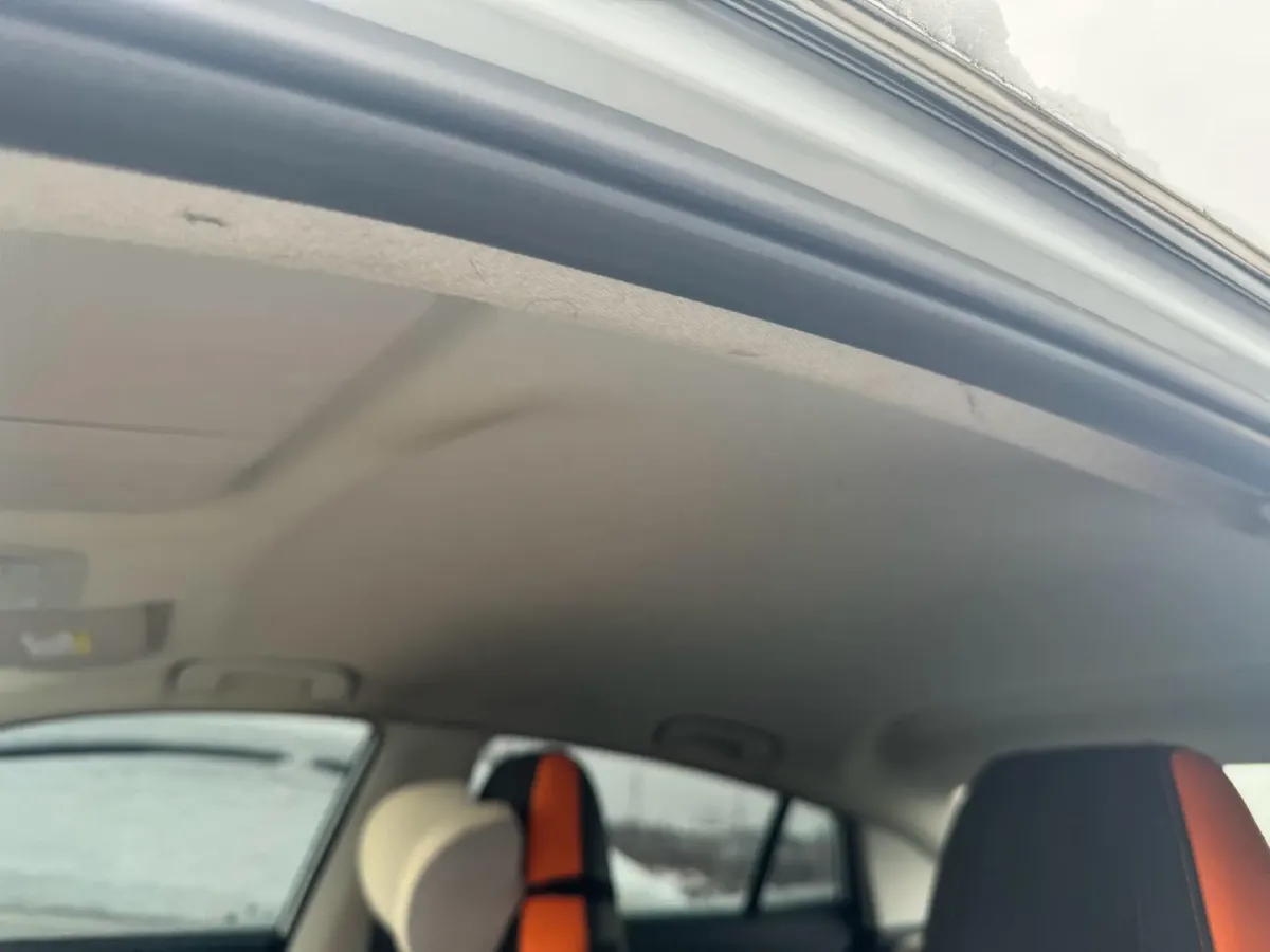 2023 DongFeng Aeolus YiXuan 1.5L 125HP L4 6DCT,autocango,china used car exporter,china ev exporter,chinese used car exporter,chinese used ev exporter