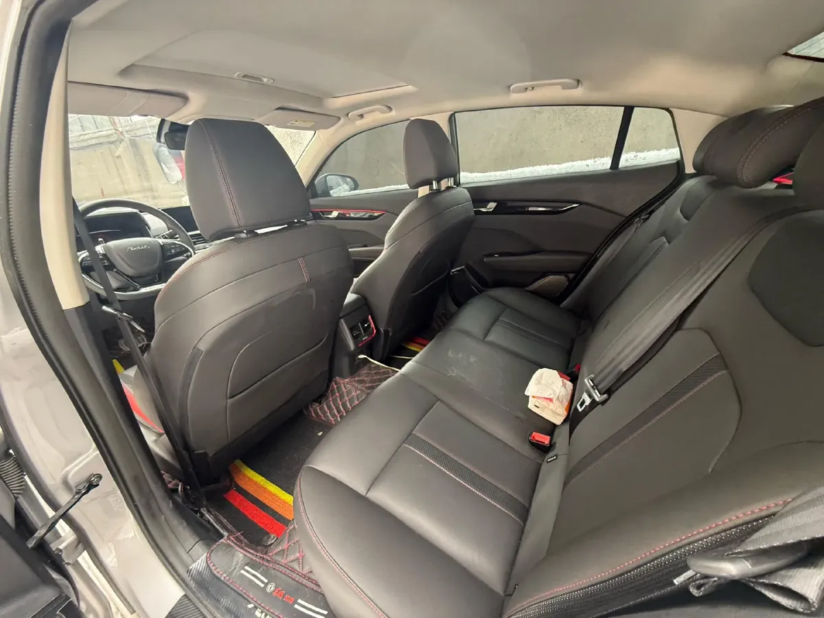 2021 DongFeng Aeolus YiXuan 1.5T 150HP L4 6DCT,autocango,china used car exporter,china ev exporter,chinese used car exporter,chinese used ev exporter