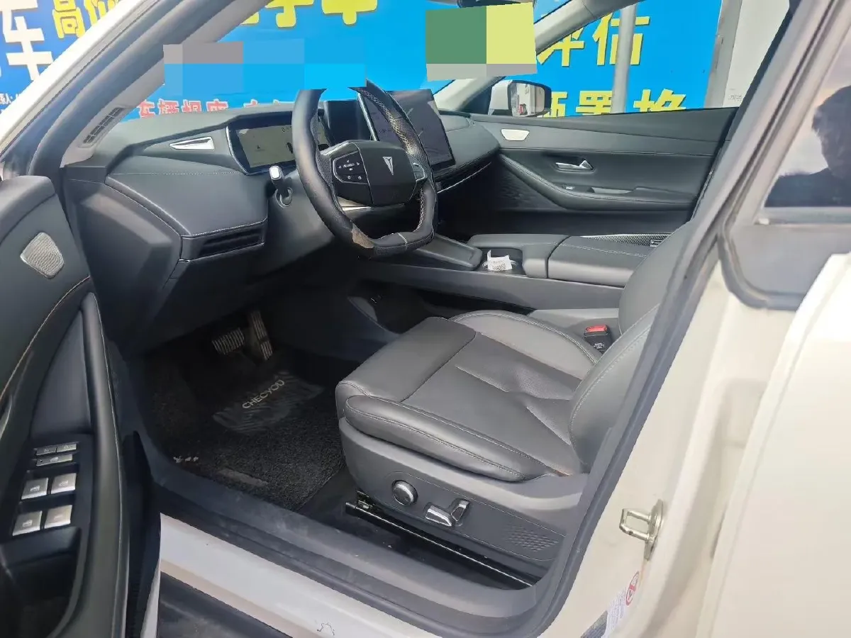 2022 DongFeng Forthing LingZhi EV BEV 68.4KWH,autocango,china used car exporter,china ev exporter,chinese used car exporter,chinese used ev exporter