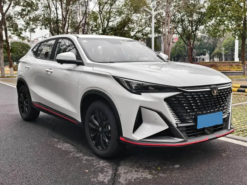 2024 ChangAn X5 PLUS 1.5T 188HP L4 7DCT,autocango,china used car exporter,china ev exporter,chinese used car exporter,chinese used ev exporter