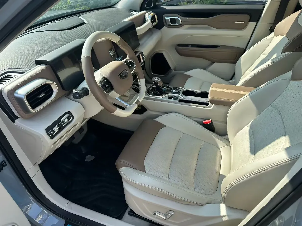 2020 Geely ICON 1.5T 177HP L3 7DCT,autocango,china used car exporter,china ev exporter,chinese used car exporter,chinese used ev exporter