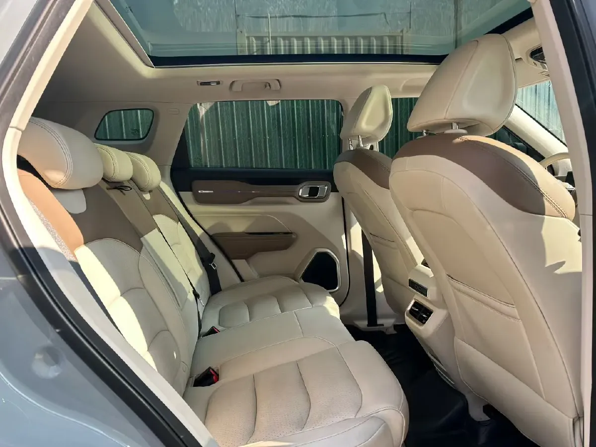 2020 Geely ICON 1.5T 177HP L3 7DCT,autocango,china used car exporter,china ev exporter,chinese used car exporter,chinese used ev exporter