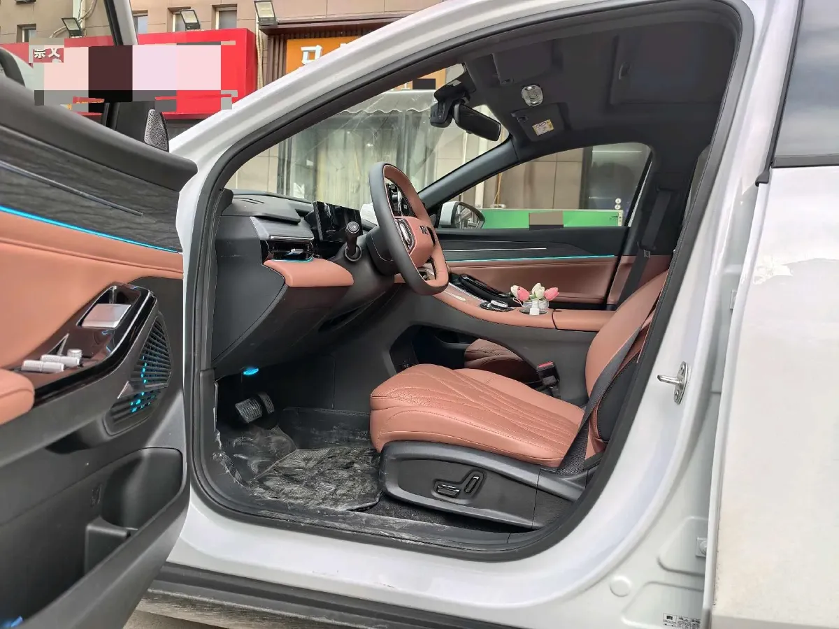 2025 Geely Galaxy L6 1.5L 112HP L4 1DHT PHEV 19.09KWH,autocango,china used car exporter,china ev exporter,chinese used car exporter,chinese used ev exporter