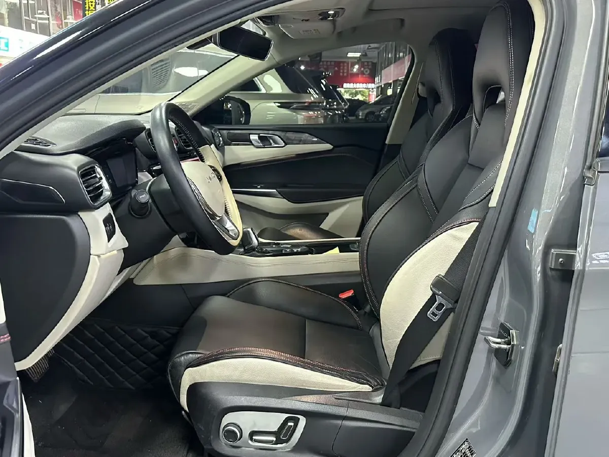 2018 Toyota C-HR 2.0L 171HP L4 CVT,autocango,china used car exporter,china ev exporter,chinese used car exporter,chinese used ev exporter