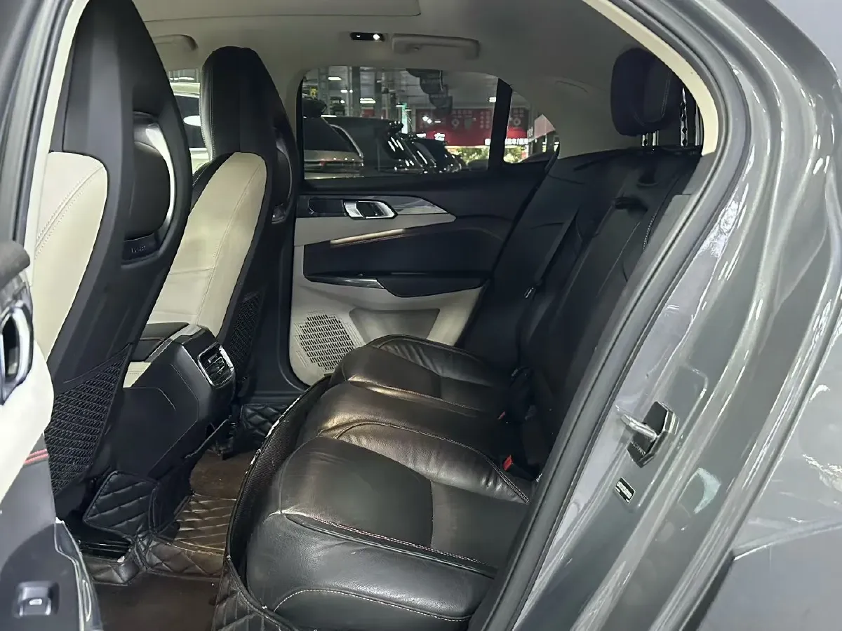 2018 Toyota C-HR 2.0L 171HP L4 CVT,autocango,china used car exporter,china ev exporter,chinese used car exporter,chinese used ev exporter