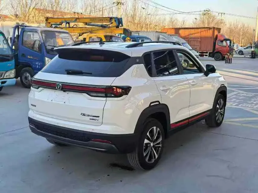 2023 ChangAn CS35 Plus 1.4T 160HP L4 7DCT,autocango,china used car exporter,china ev exporter,chinese used car exporter,chinese used ev exporter