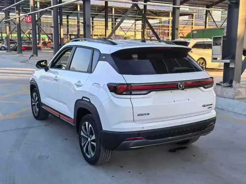 2023 ChangAn CS35 Plus 1.4T 160HP L4 7DCT,autocango,china used car exporter,china ev exporter,chinese used car exporter,chinese used ev exporter