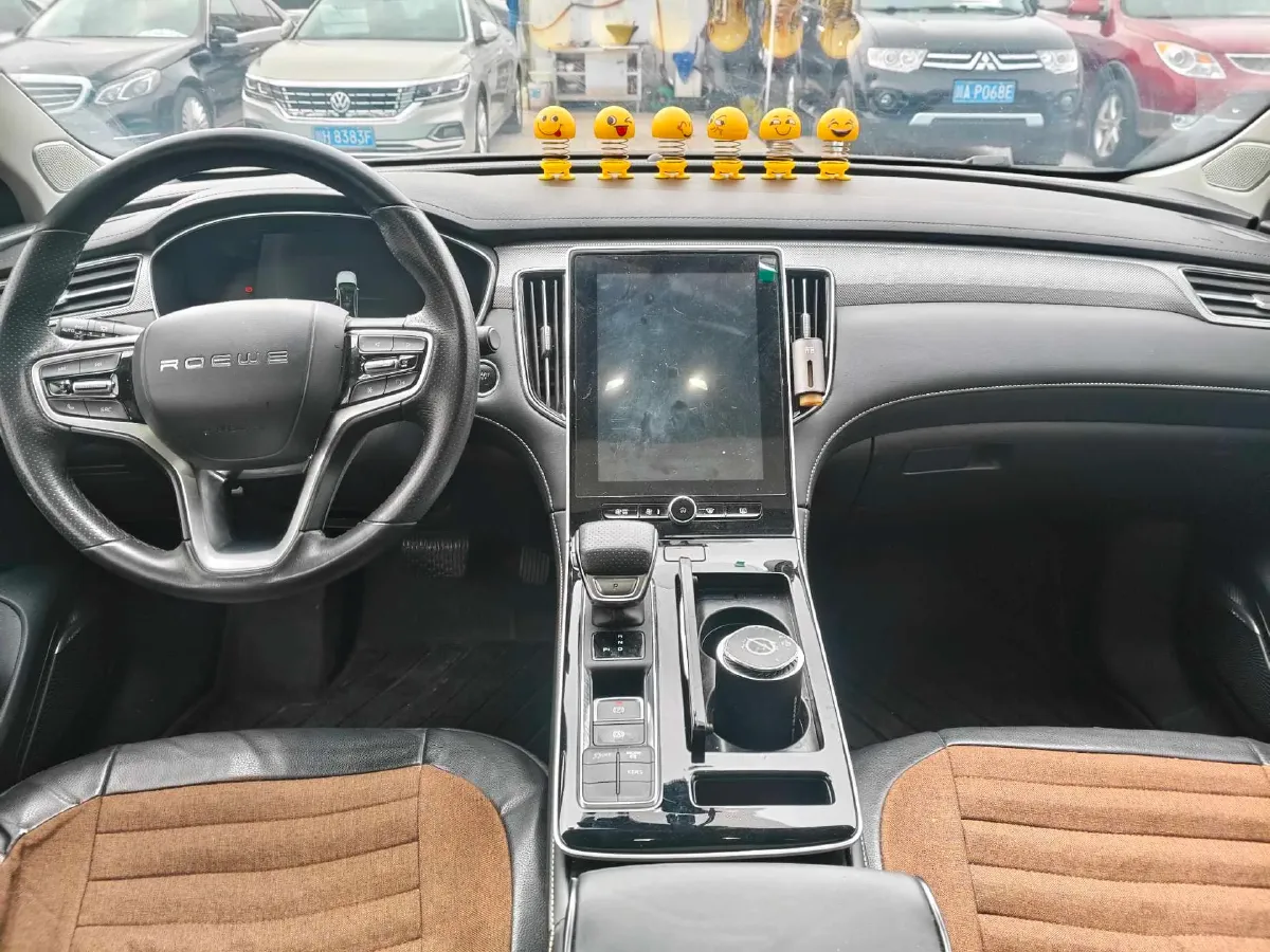 2022 JMC YuHu 7 2.0T 141HP L4 8AT,autocango,china used car exporter,china ev exporter,chinese used car exporter,chinese used ev exporter