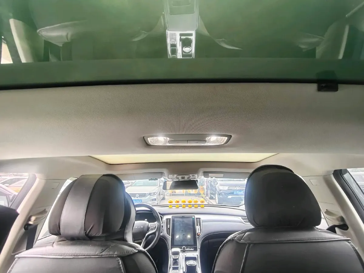 2022 JMC YuHu 7 2.0T 141HP L4 8AT,autocango,china used car exporter,china ev exporter,chinese used car exporter,chinese used ev exporter