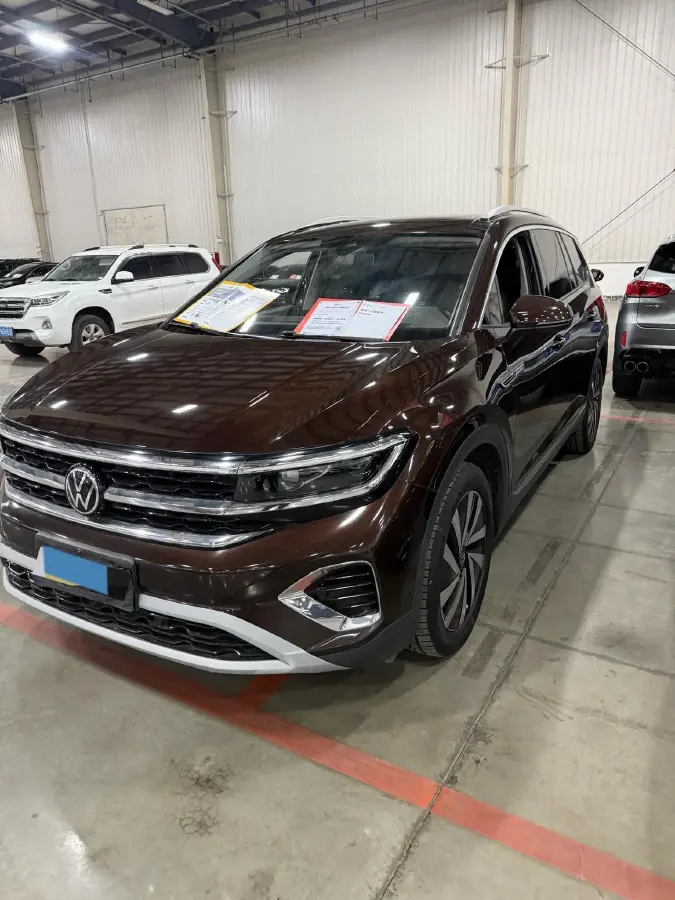 2021 Volkswagen Talagon 2.0T 220HP L4 7DCT