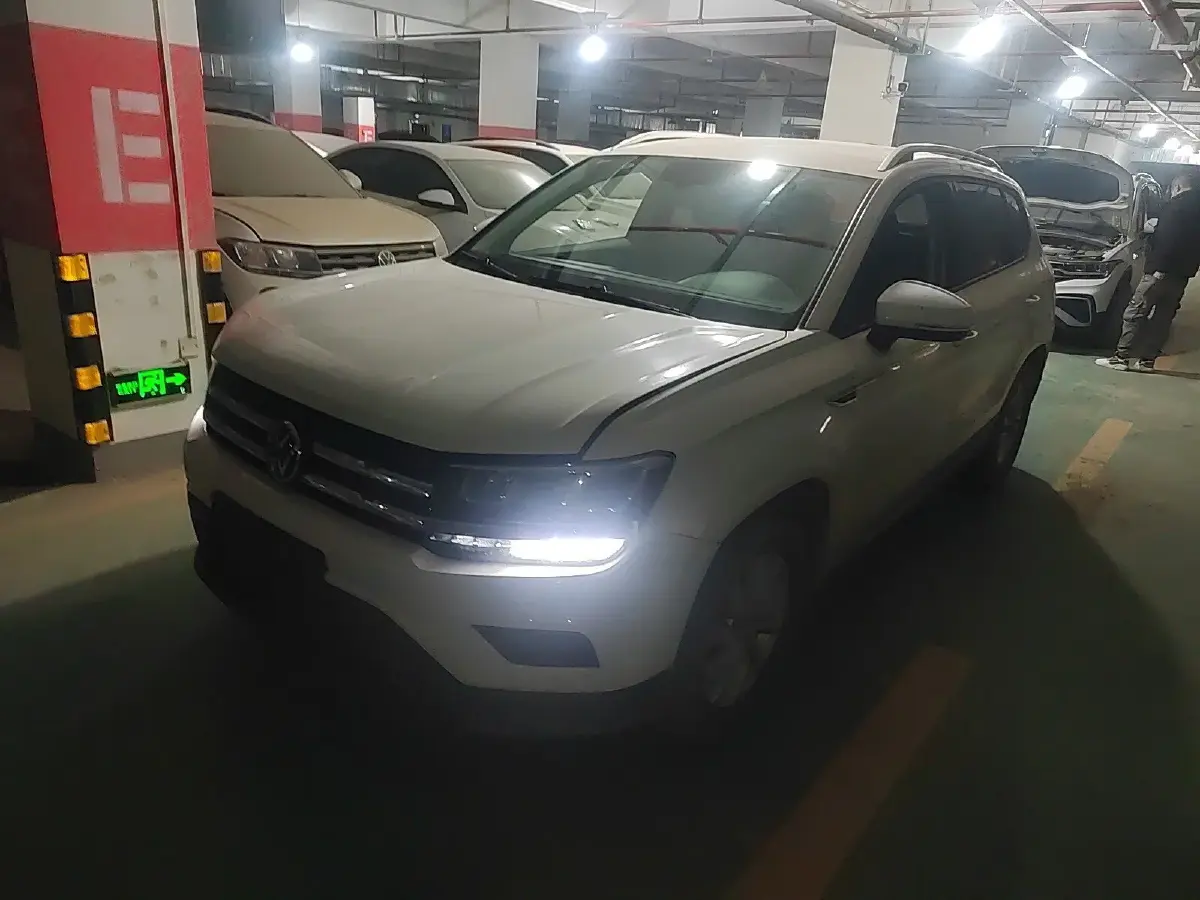 2021 Volkswagen Tharu 1.4T 150HP L4 7DCT