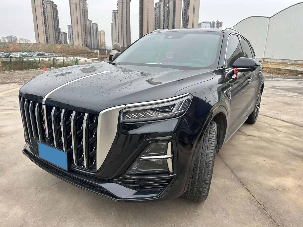 2023 HongQi HS5 2.0T 252HP L4 8AT