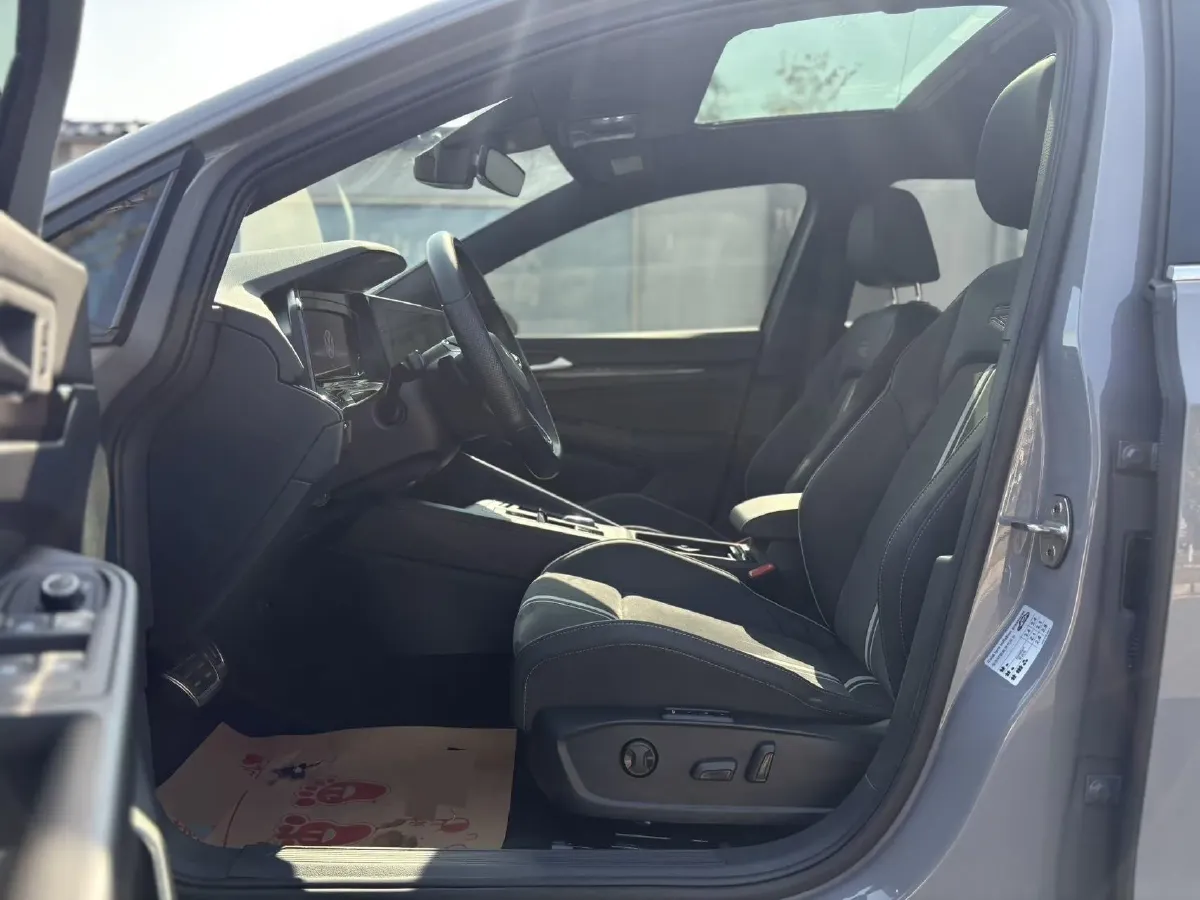 2021 Volkswagen Golf 1.4T 150HP L4 7DCT,autocango,china used car exporter,china ev exporter,chinese used car exporter,chinese used ev exporter