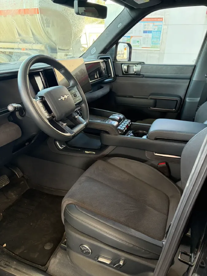 2023 Toyota Crown Kluger 2.5L 189HP L4 E-CVT Hybrid,autocango,china used car exporter,china ev exporter,chinese used car exporter,chinese used ev exporter