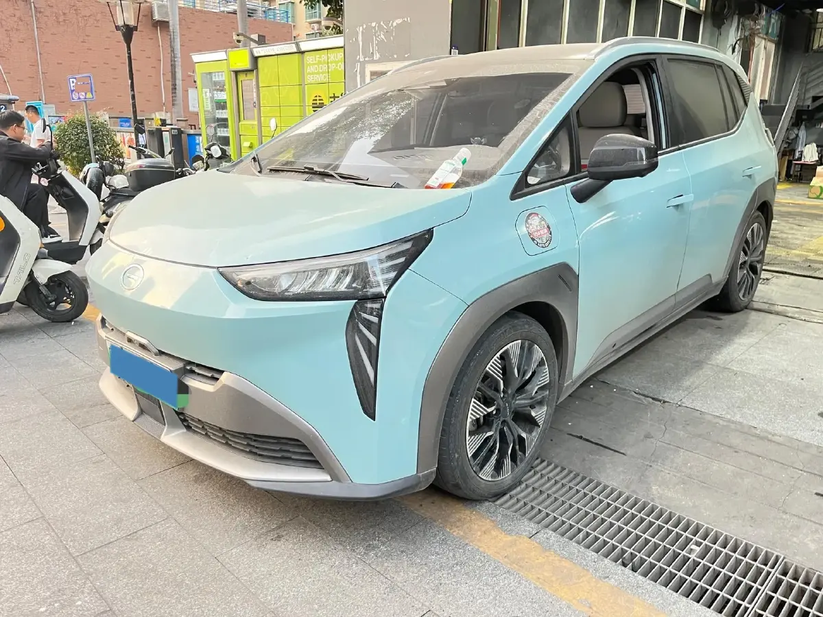 2022 Aion Y BEV 59KWH