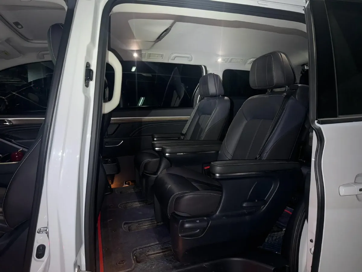 2023 GAC Trumpchi M8 2.0T 252HP L4 8AT,autocango,china used car exporter,china ev exporter,chinese used car exporter,chinese used ev exporter