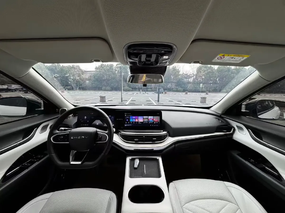 2024 Chery EV eQ7 BEV 65.52KWH,autocango,china used car exporter,china ev exporter,chinese used car exporter,chinese used ev exporter