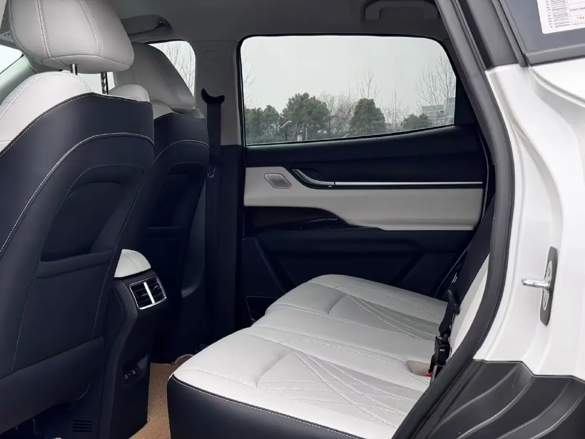 2024 Chery EV eQ7 BEV 65.52KWH,autocango,china used car exporter,china ev exporter,chinese used car exporter,chinese used ev exporter