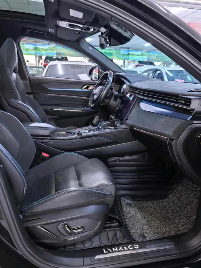 2021 LYNK&CO 01 EM-P 1.5T 180HP L3 7DCT PHEV 17.7KWH,autocango,china used car exporter,china ev exporter,chinese used car exporter,chinese used ev exporter