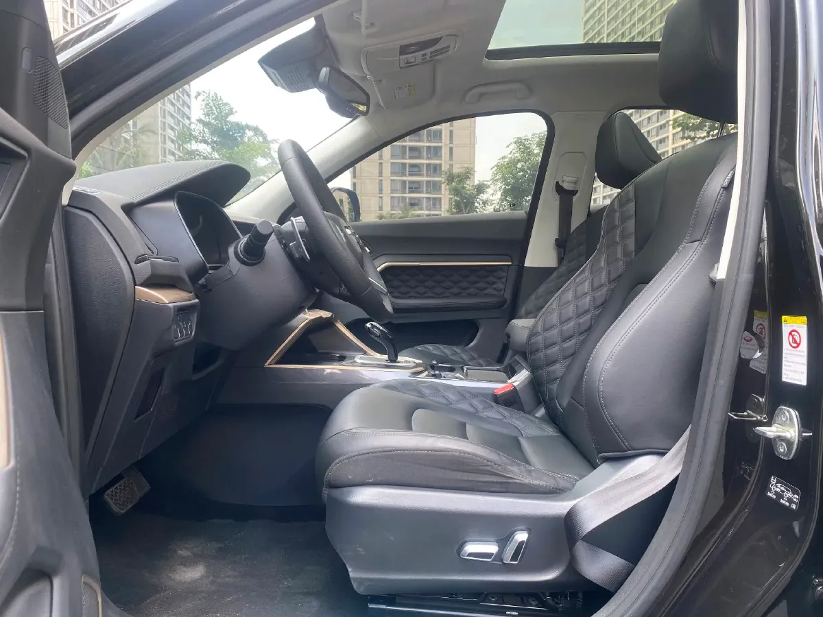 2020 Haval H6 1.5T 169HP L4 7DCT,autocango,china used car exporter,china ev exporter,chinese used car exporter,chinese used ev exporter