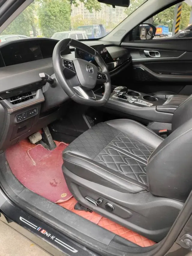 2021 ChangAn UNI-K 2.0T 233HP L4 8AT,autocango,china used car exporter,china ev exporter,chinese used car exporter,chinese used ev exporter