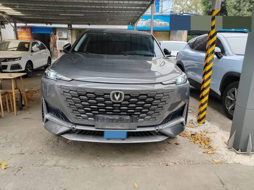 2021 ChangAn UNI-K 2.0T 233HP L4 8AT,autocango,china used car exporter,china ev exporter,chinese used car exporter,chinese used ev exporter