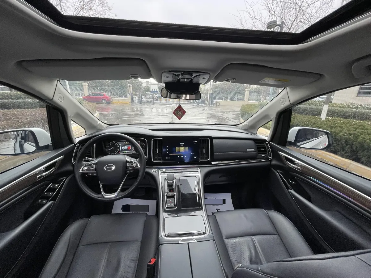 2021 GAC Trumpchi M8 2.0T 252HP L4 8AT,autocango,china used car exporter,china ev exporter,chinese used car exporter,chinese used ev exporter