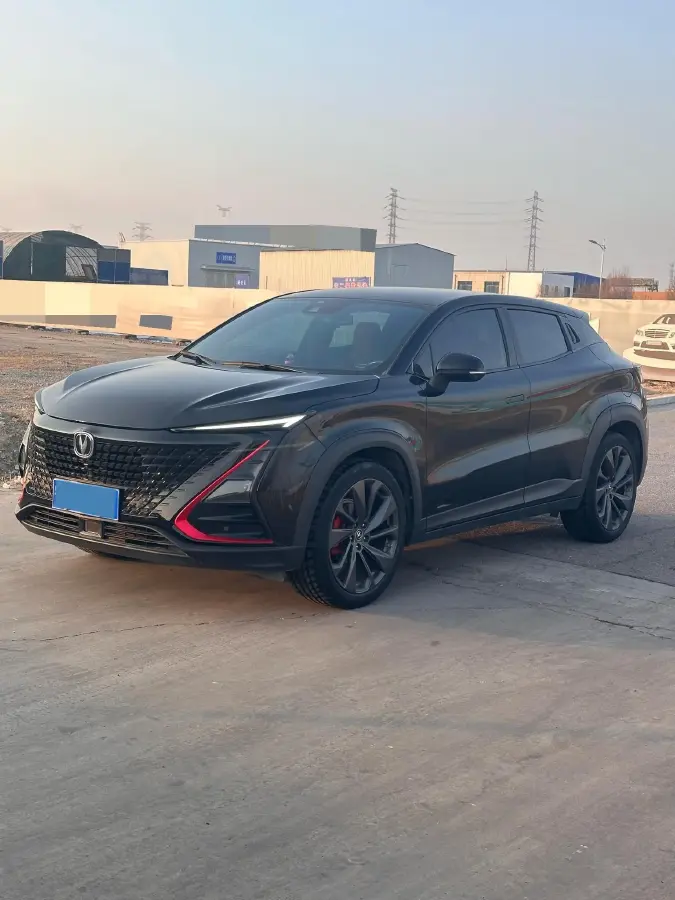 2021 ChangAn UNI-T 1.5T 180HP L4 7DCT