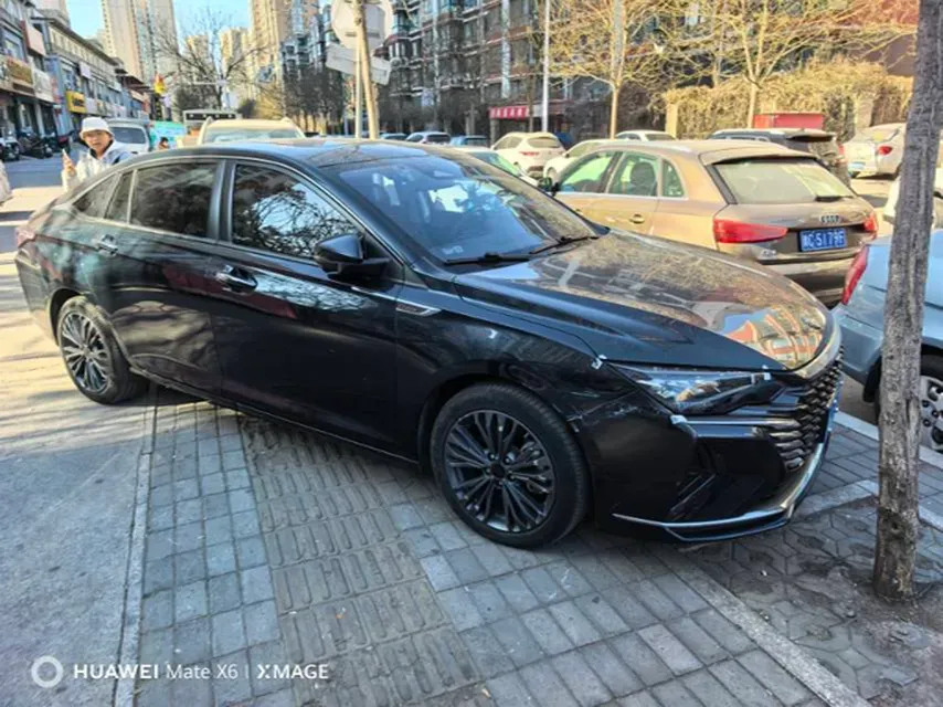 2023 DongFeng Aeolus YiXuan MAX 1.5T 190HP L4 7DCT,autocango,china used car exporter,china ev exporter,chinese used car exporter,chinese used ev exporter