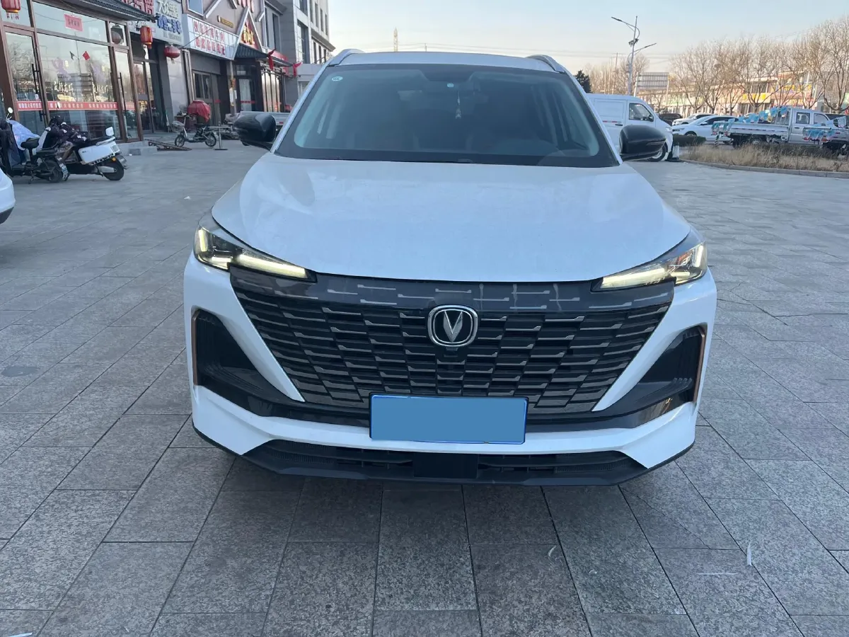 2022 ChangAn CS55 Plus 1.5T 180HP L4 7DCT,autocango,china used car exporter,china ev exporter,chinese used car exporter,chinese used ev exporter