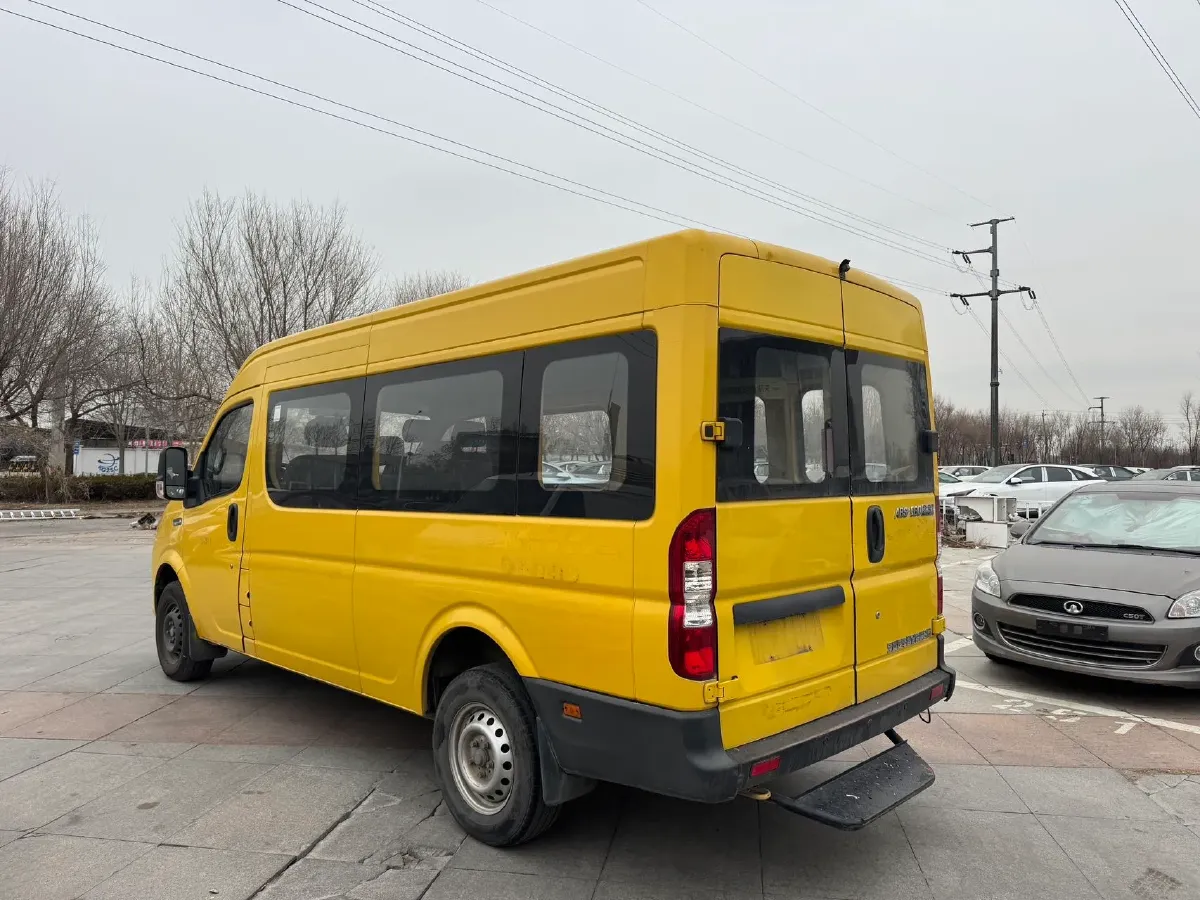 2018 DongFeng DFAC YuFeng 2.5T 136HP L4 6MT,autocango,china used car exporter,china ev exporter,chinese used car exporter,chinese used ev exporter