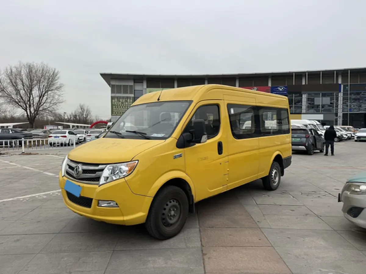 2018 DongFeng DFAC YuFeng 2.5T 136HP L4 6MT,autocango,china used car exporter,china ev exporter,chinese used car exporter,chinese used ev exporter