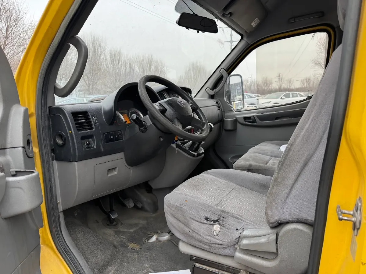 2018 DongFeng DFAC YuFeng 2.5T 136HP L4 6MT,autocango,china used car exporter,china ev exporter,chinese used car exporter,chinese used ev exporter