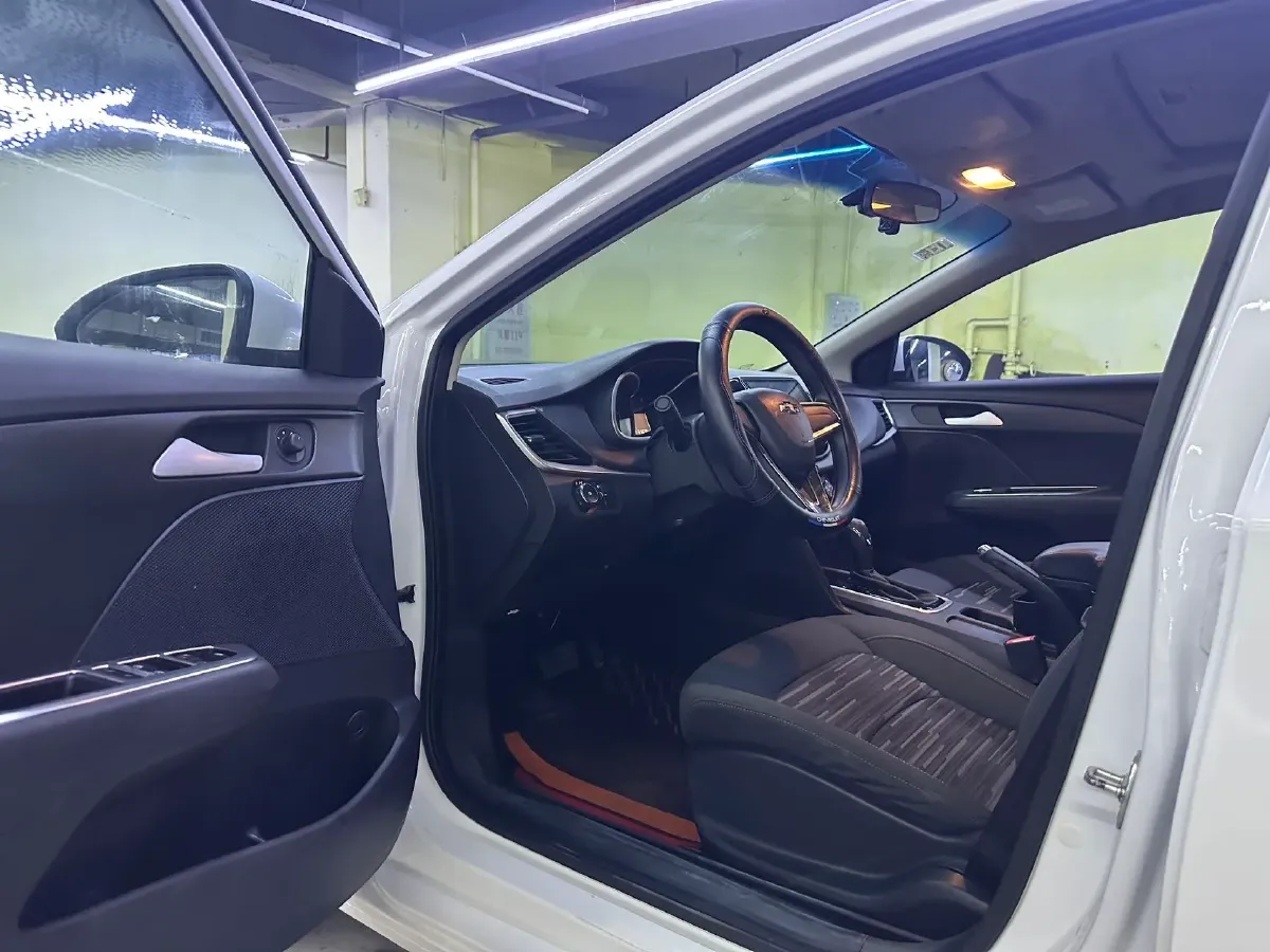 2019 Chevrolet Cavalier 1.5L 113HP L4 6AT,autocango,china used car exporter,china ev exporter,chinese used car exporter,chinese used ev exporter