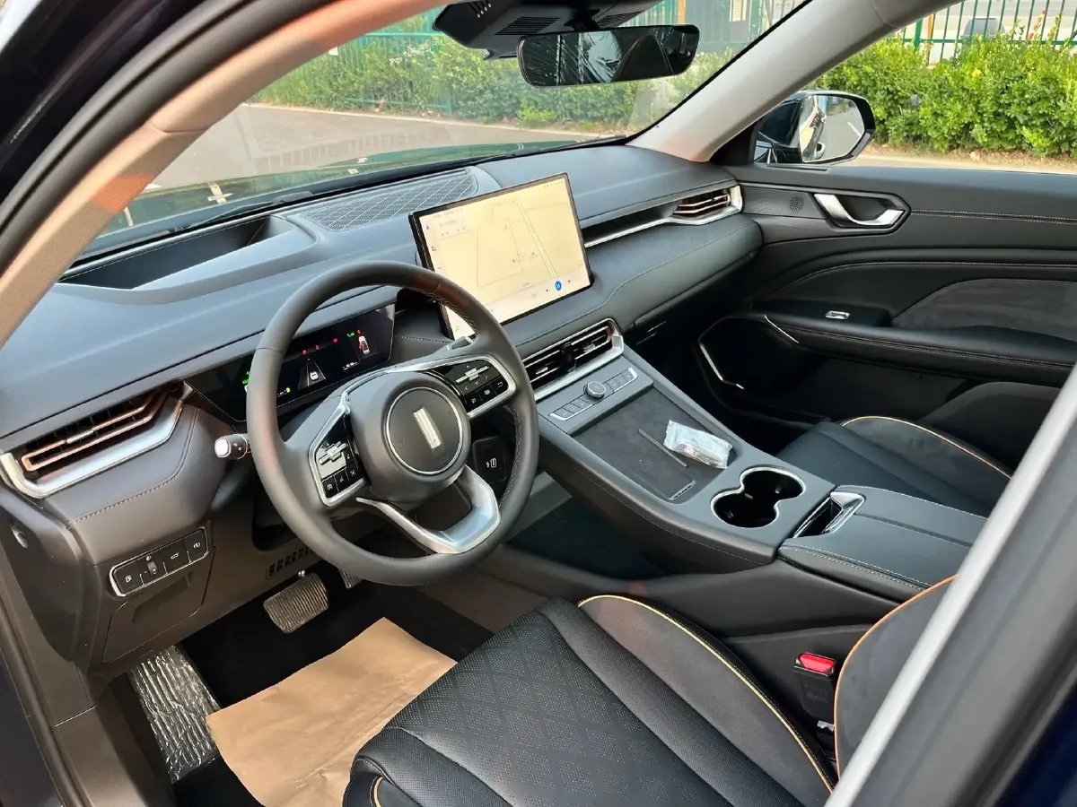 2022 WEY Latte 1.5T 156HP L4 2DHT PHEV 34KWH,autocango,china used car exporter,china ev exporter,chinese used car exporter,chinese used ev exporter