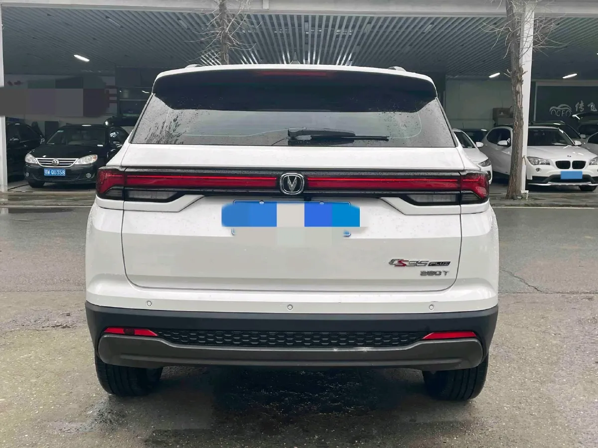 2023 ChangAn CS35 Plus 1.4T 160HP L4 7DCT,autocango,china used car exporter,china ev exporter,chinese used car exporter,chinese used ev exporter