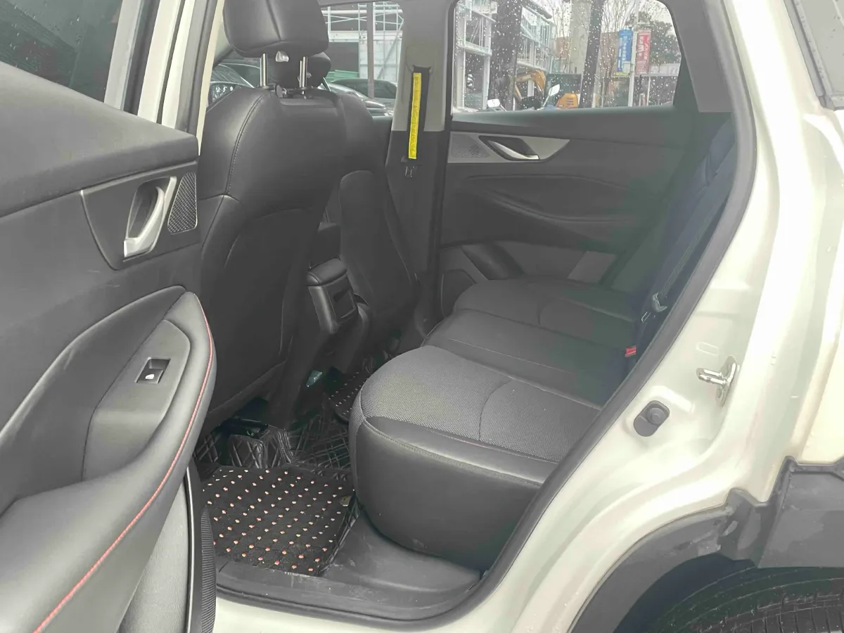 2023 ChangAn CS35 Plus 1.4T 160HP L4 7DCT,autocango,china used car exporter,china ev exporter,chinese used car exporter,chinese used ev exporter