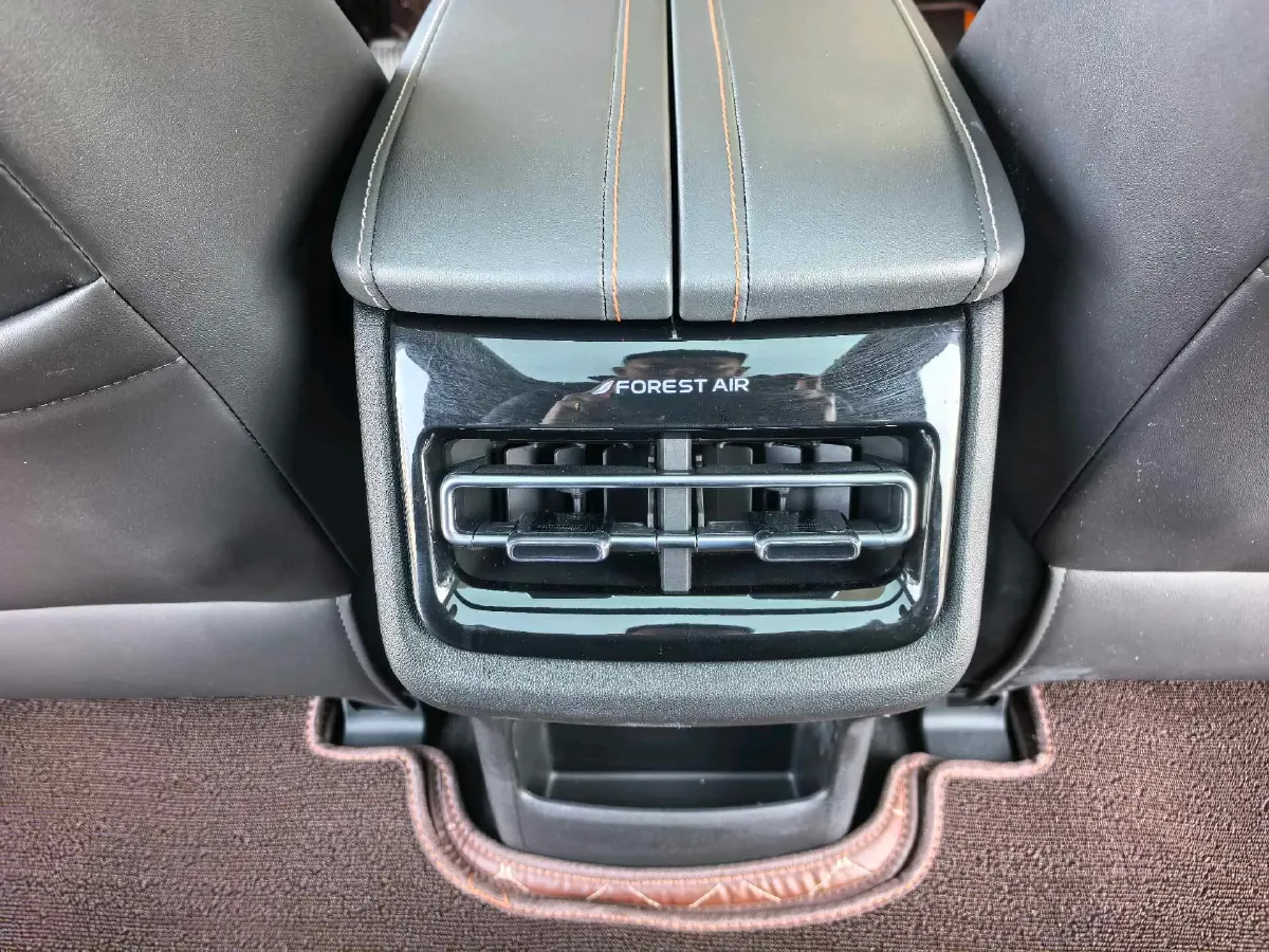 2022 Bestune T99 2.0T 224HP L4 6AT,autocango,china used car exporter,china ev exporter,chinese used car exporter,chinese used ev exporter