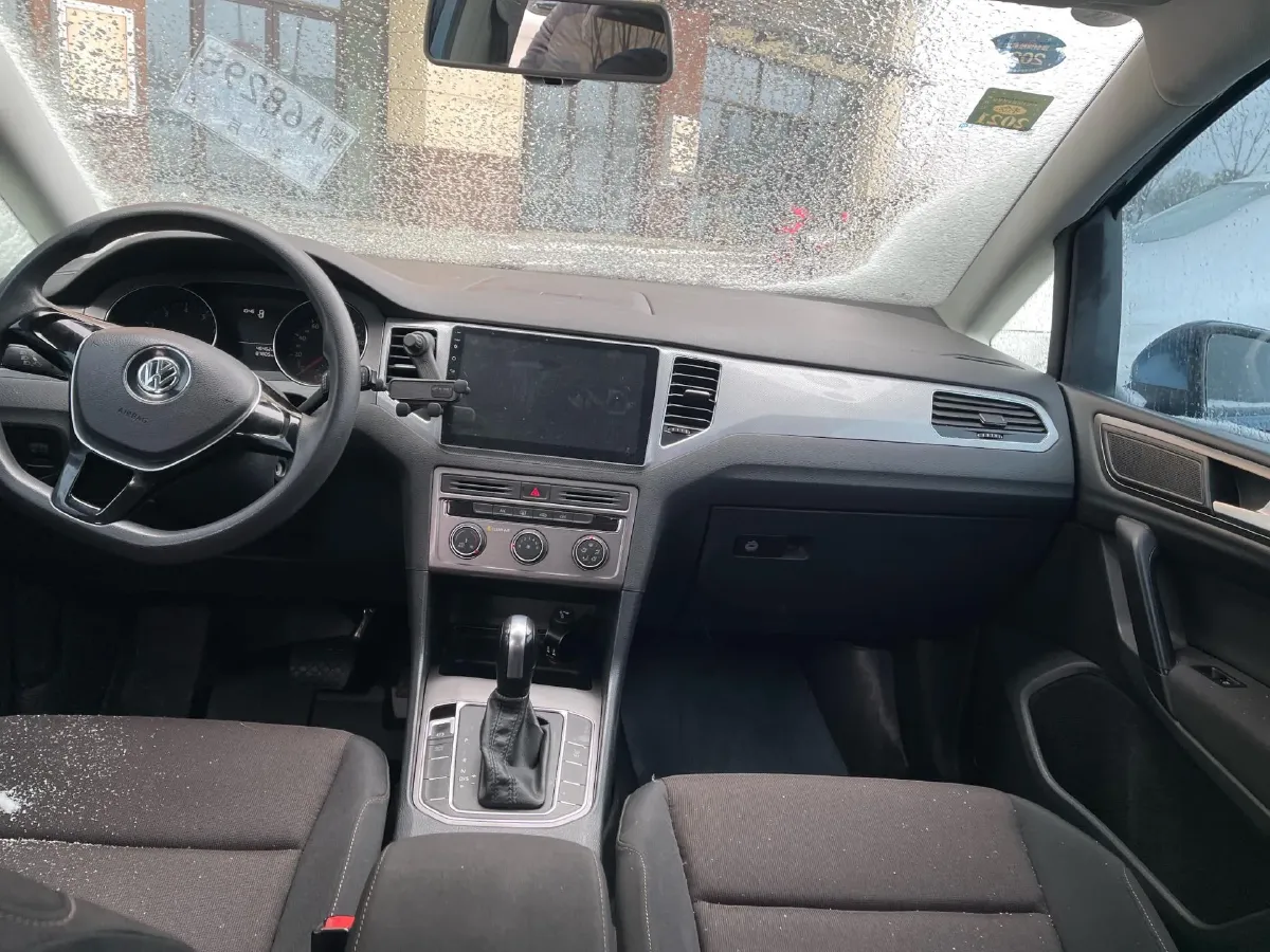 2016 Volkswagen Golf Sportsvan 1.6L 110HP L4 6AT,autocango,china used car exporter,china ev exporter,chinese used car exporter,chinese used ev exporter