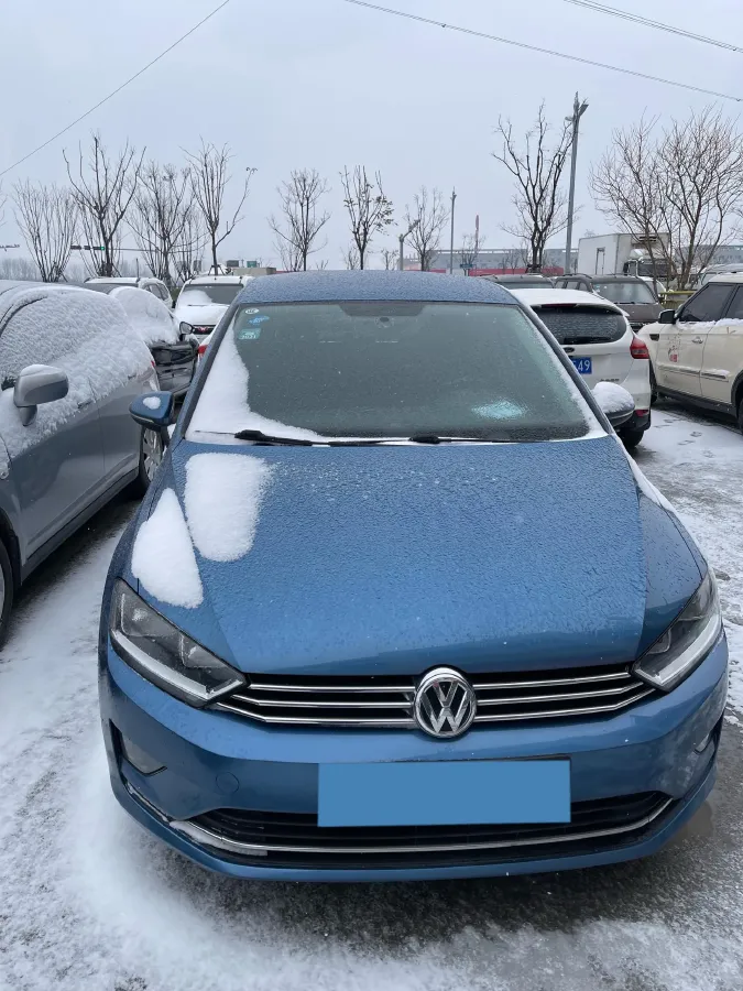 2016 Volkswagen Golf Sportsvan 1.6L 110HP L4 6AT,autocango,china used car exporter,china ev exporter,chinese used car exporter,chinese used ev exporter