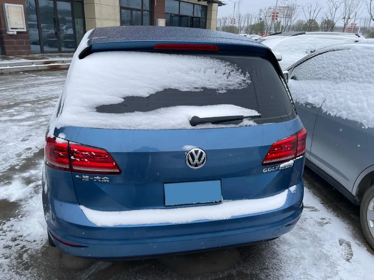 2016 Volkswagen Golf Sportsvan 1.6L 110HP L4 6AT,autocango,china used car exporter,china ev exporter,chinese used car exporter,chinese used ev exporter