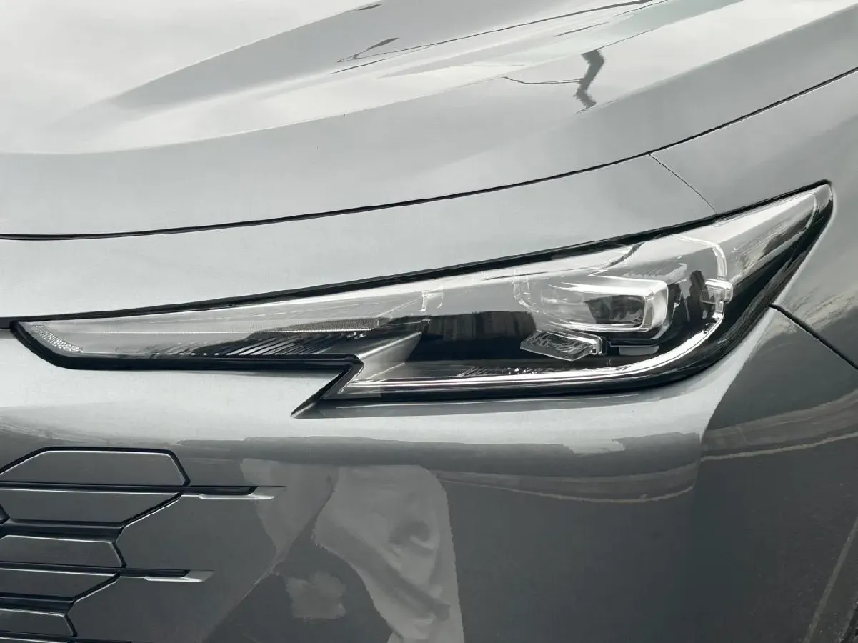 2021 ChangAn UNI-K 2.0T 233HP L4 8AT,autocango,china used car exporter,china ev exporter,chinese used car exporter,chinese used ev exporter