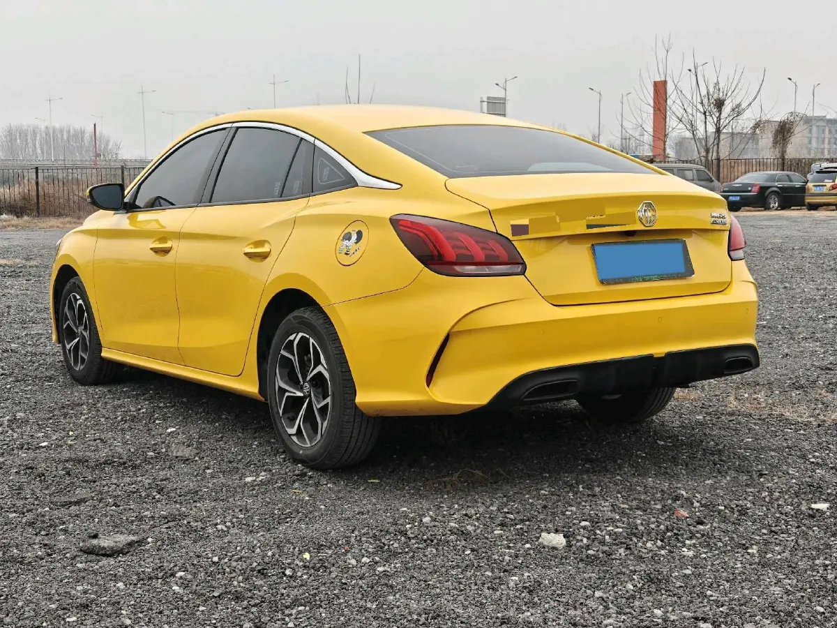 2023 MG 5 1.5L 129HP L4 5MT,autocango,china used car exporter,china ev exporter,chinese used car exporter,chinese used ev exporter