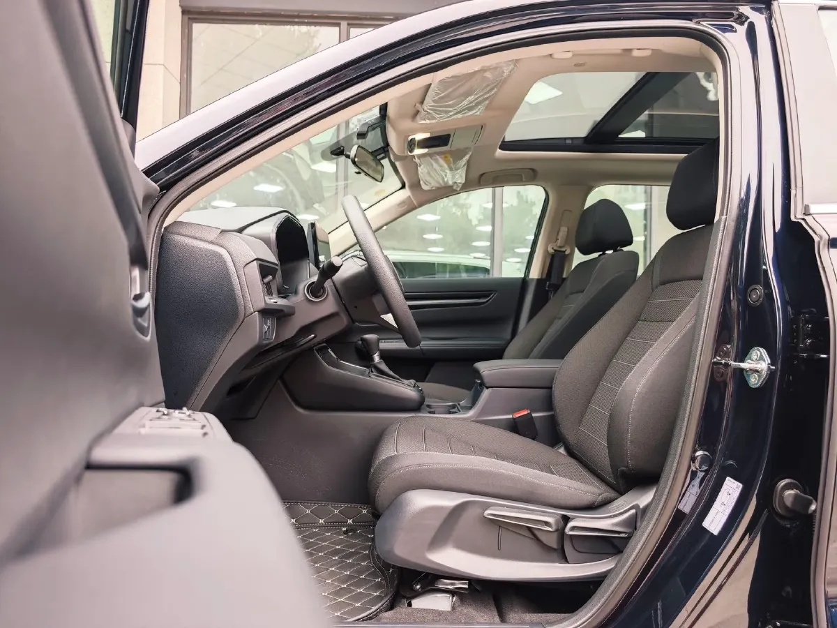 2025 Honda Breeze 1.5T 193HP L4 CVT,autocango,china used car exporter,china ev exporter,chinese used car exporter,chinese used ev exporter