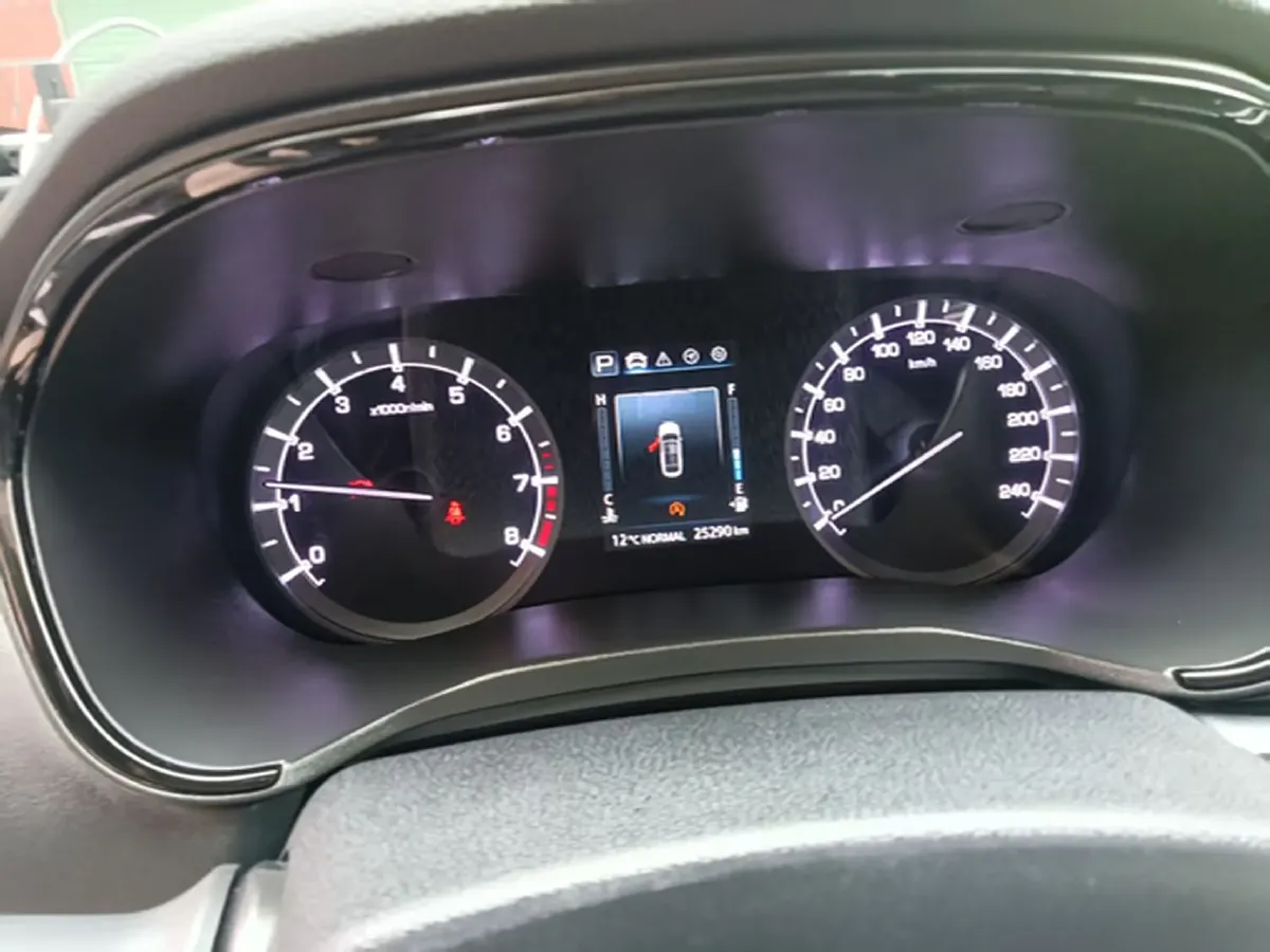 2022 ChangAn Raeton CC 1.5T 188HP L4 7DCT,autocango,china used car exporter,china ev exporter,chinese used car exporter,chinese used ev exporter