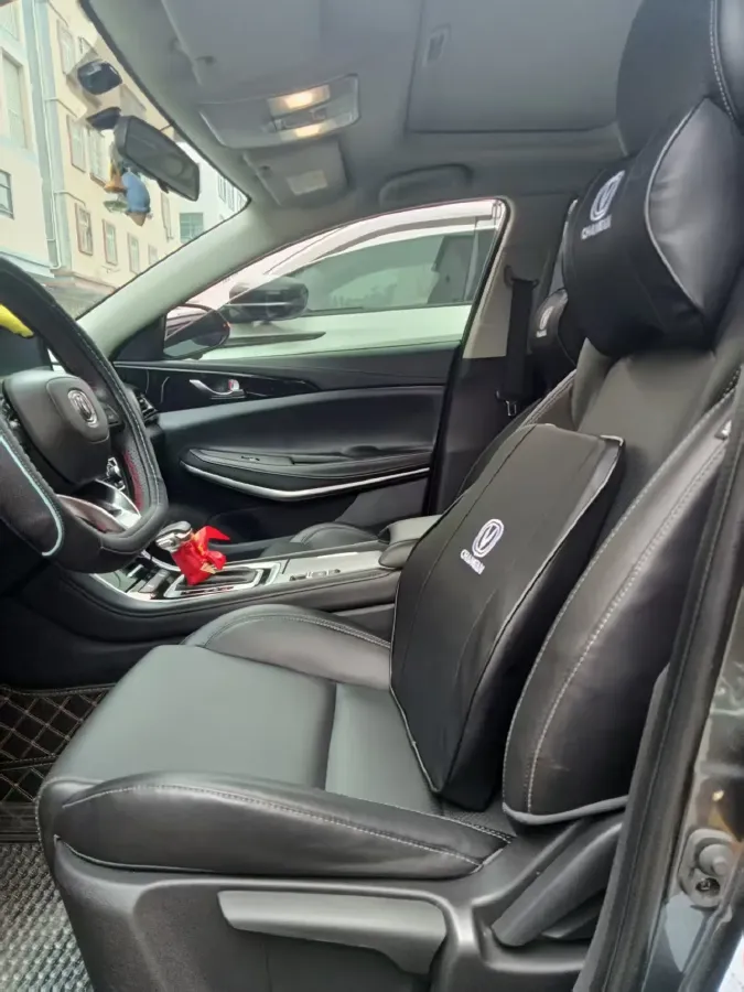 2022 ChangAn Raeton CC 1.5T 188HP L4 7DCT,autocango,china used car exporter,china ev exporter,chinese used car exporter,chinese used ev exporter