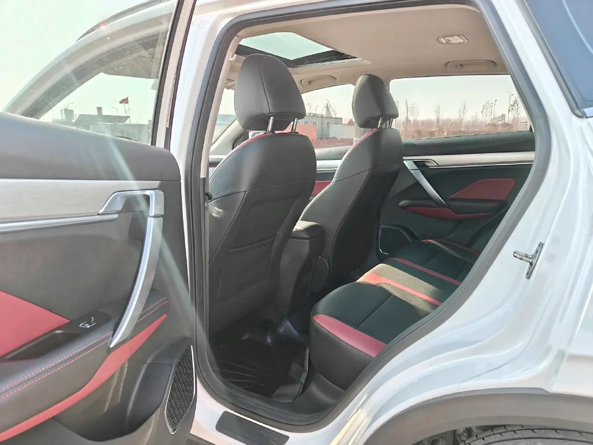 2021 Geely Coolray 1.4T 141HP L4 6DCT,autocango,china used car exporter,china ev exporter,chinese used car exporter,chinese used ev exporter