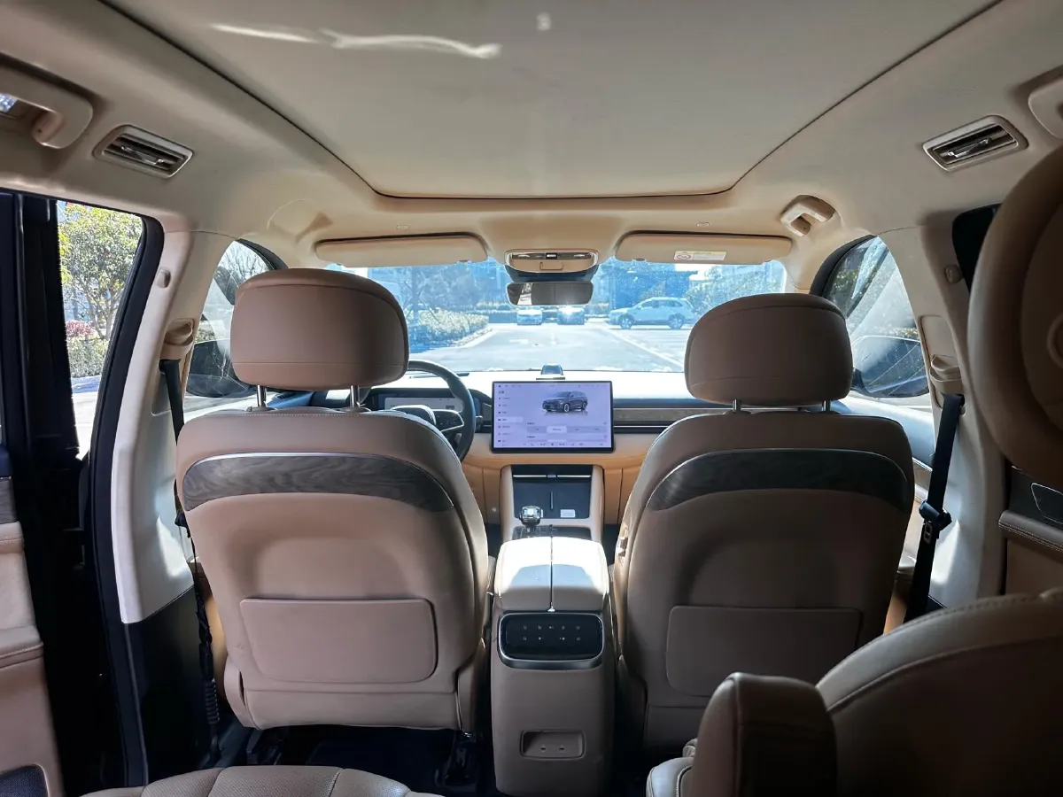 2022 Volvo S60 2.0T 197HP L4 8AT,autocango,china used car exporter,china ev exporter,chinese used car exporter,chinese used ev exporter